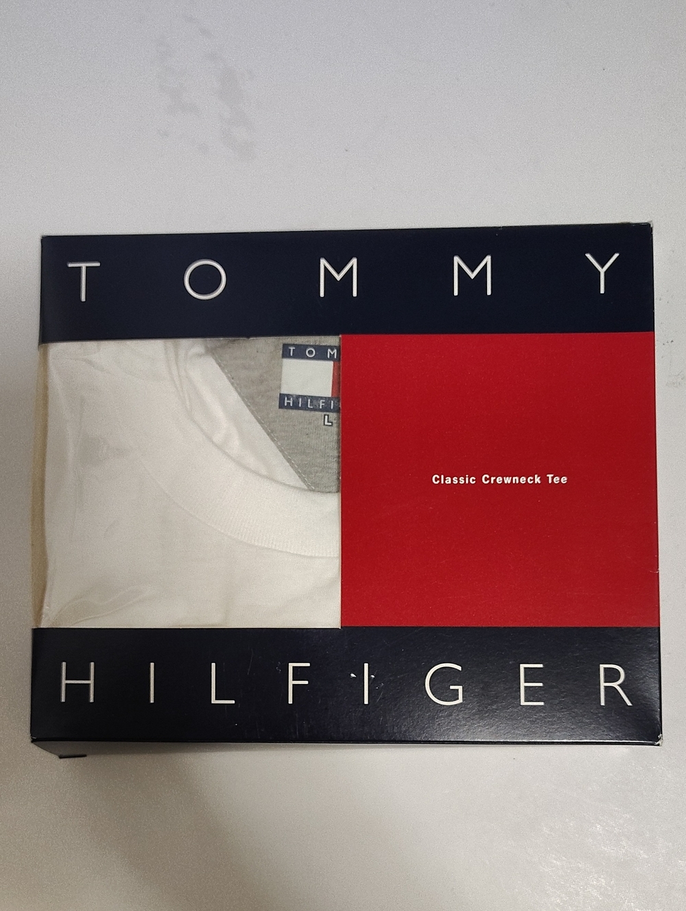 Vintage Tommy Hilfiger White Classic Men's Crewneck Tee - Size L
